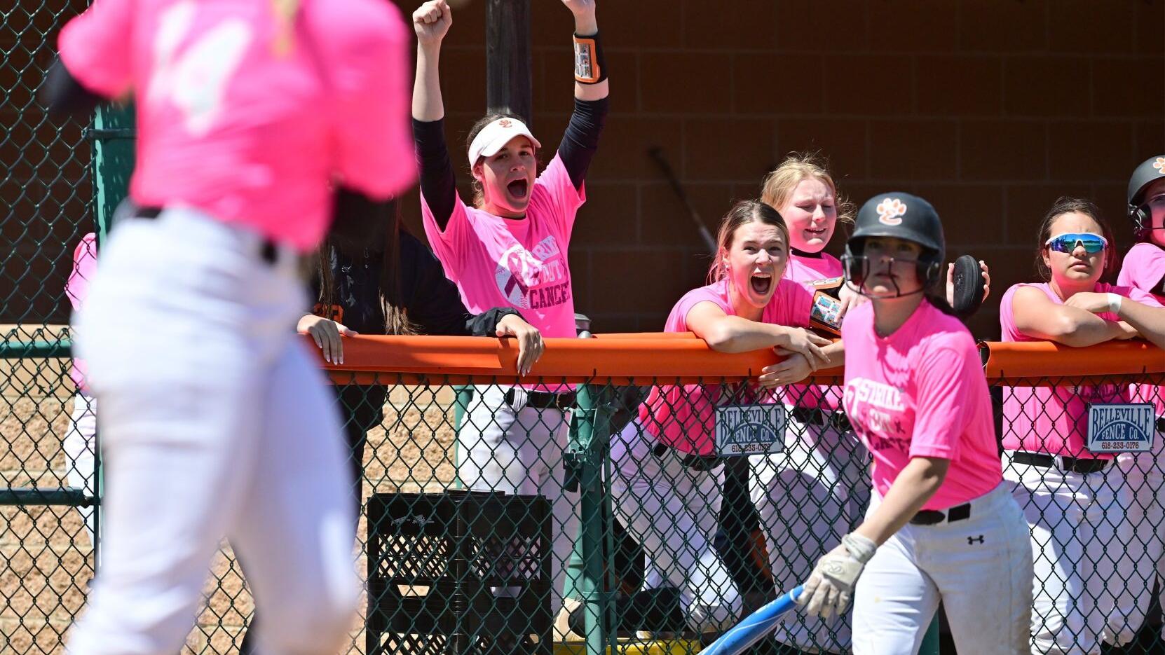 Edwardsville uses rare walkoff walk in softball sweep of Mater Dei